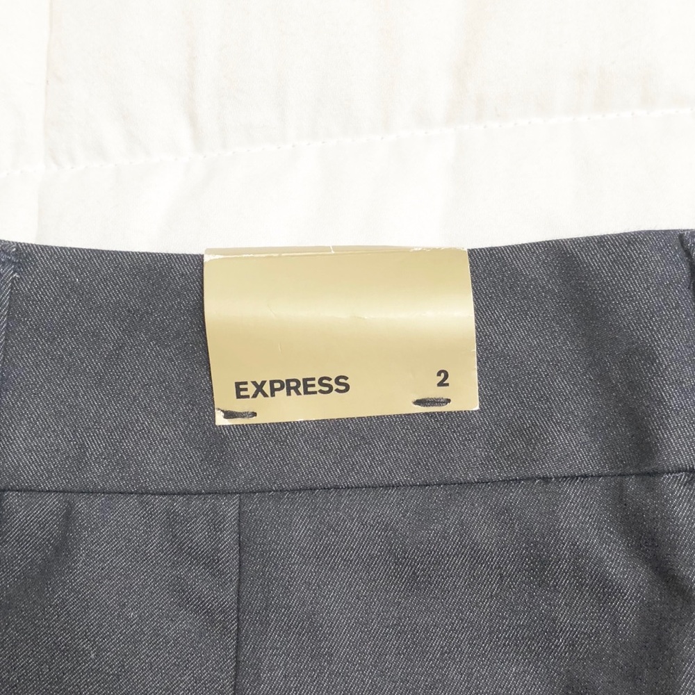 Express Editor Shorts - Picture 3 of 5